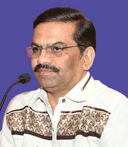 Adv Dipak Patvardhan